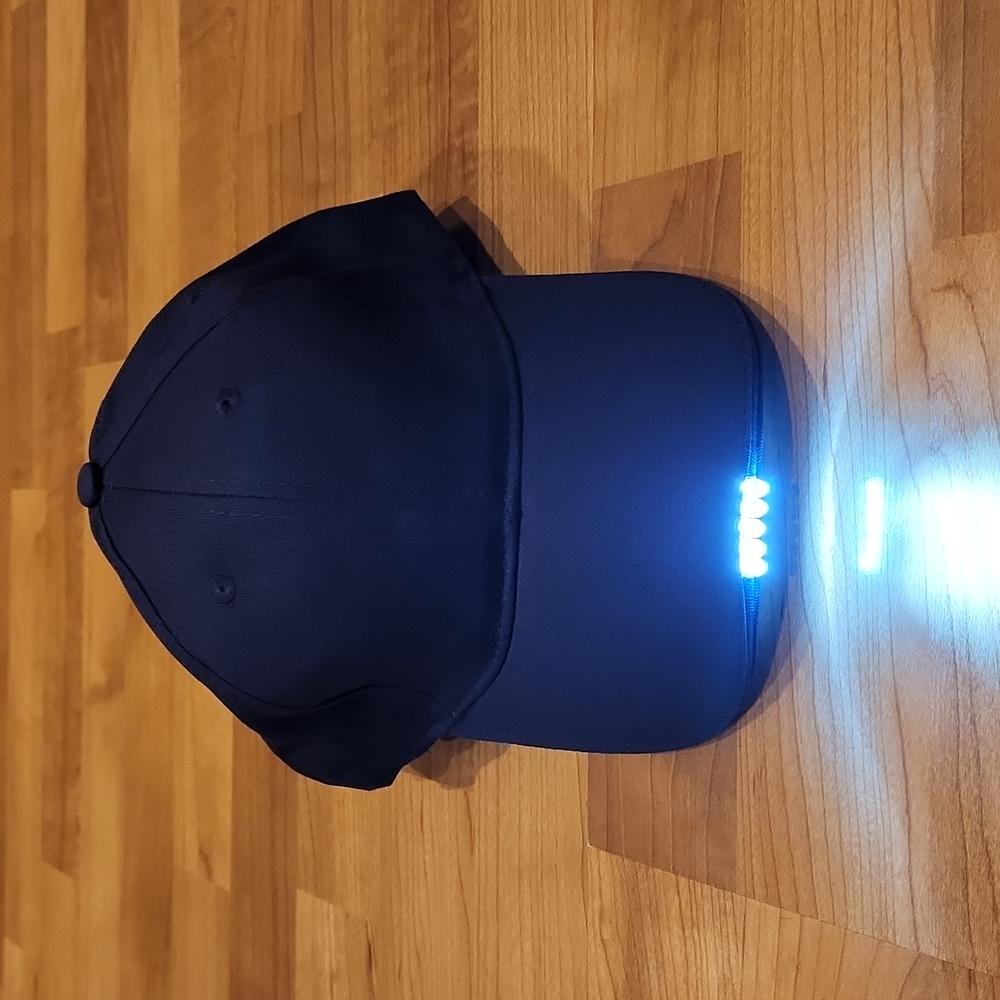 LED lighted cap - Picture 12 of 12